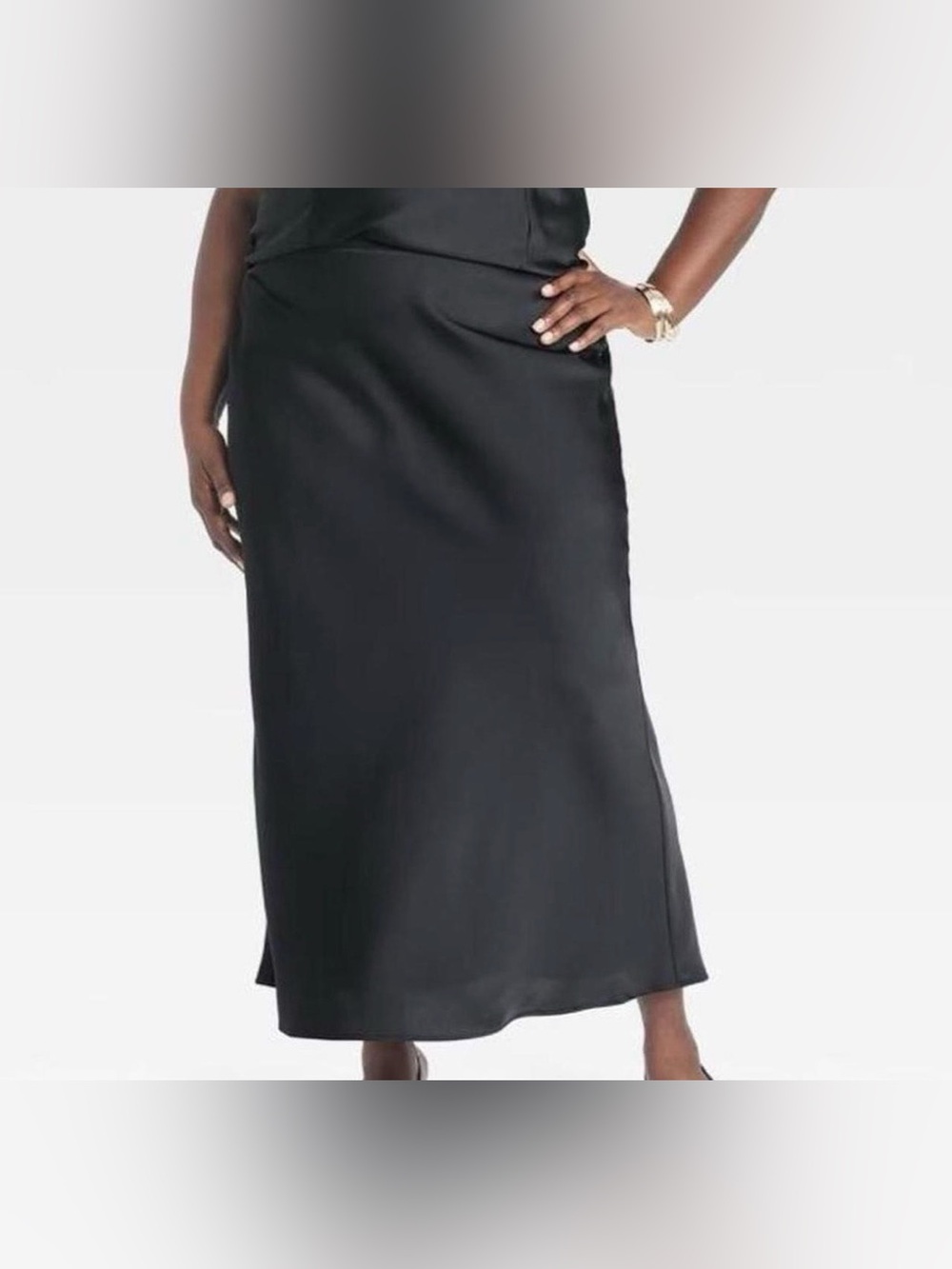 Target Black Maxi Skirt - Sleek Straight Silhouette - Picture 2 of 5